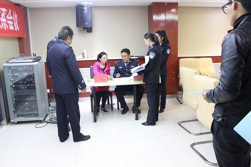 玉树州公安局禁毒支队组织召开玉树地区寄递物