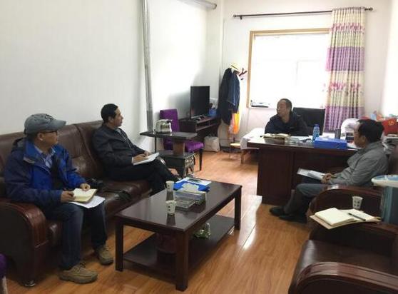 县委督查组深入双朋西乡检查指导环境卫生整治