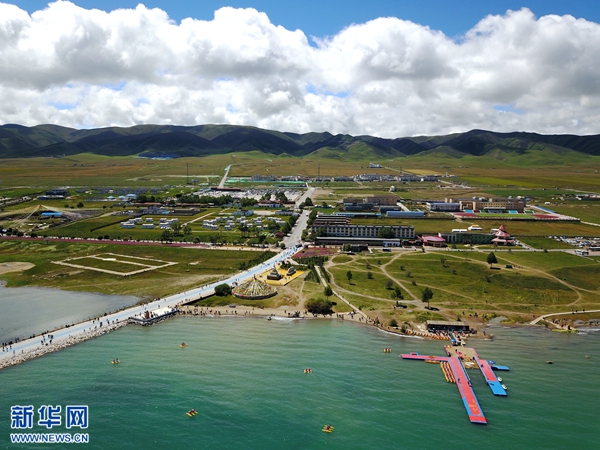 青海湖面积持续扩大 达到17年来最大值