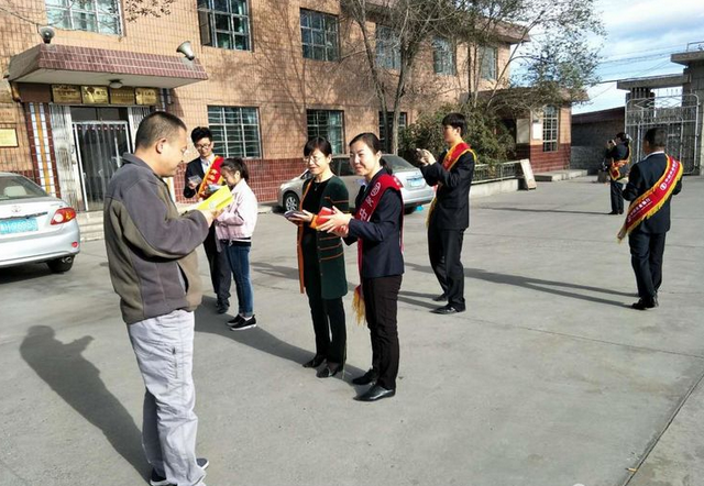 砥砺奋进的五年|工商银行格尔木支行深化金融