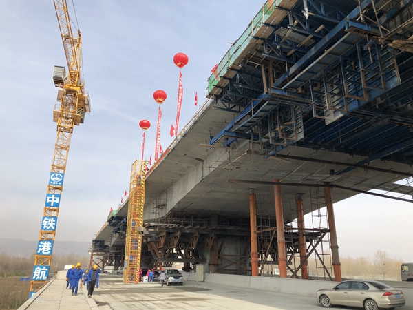 重点工程项目建设再传捷报 西城大街连接线高