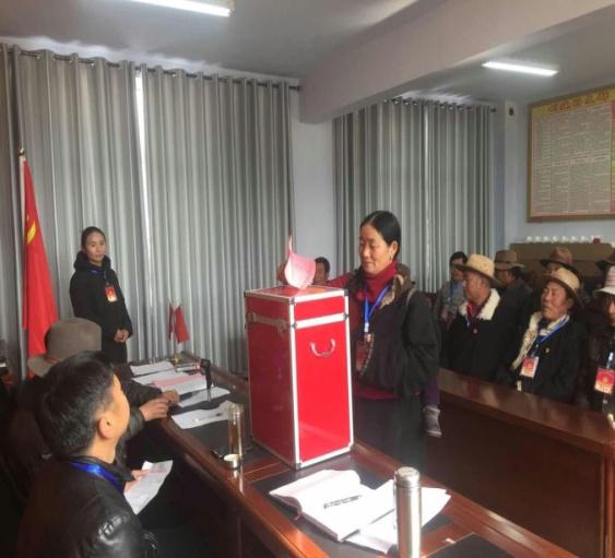 加吾乡圆满完成村党支部换届选举工作