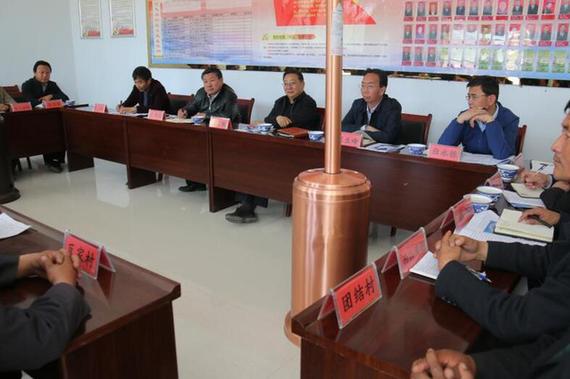 省政协副主席、州委书记张文魁一行深入河西镇