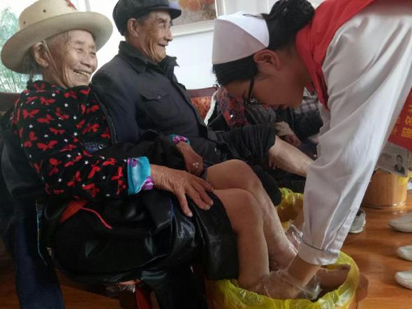 爱在五月天 巾帼在行动