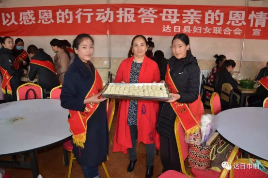 县妇联组织县机关妇委会赴森姜珠牡女子学校 