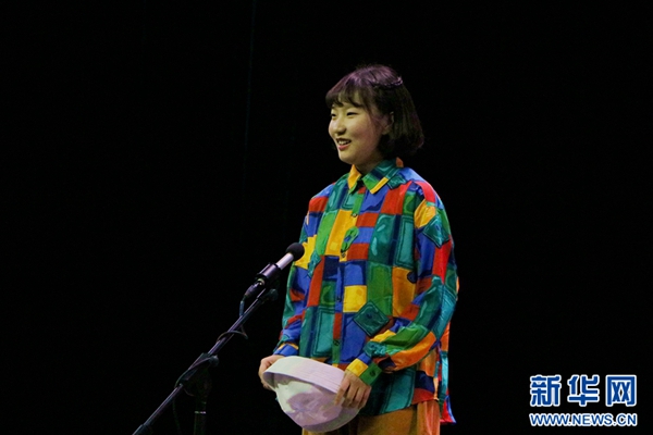 青海师大附中演出英文舞台剧《司卡班的诡计》