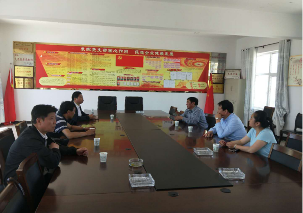 全国工商联执委吴相君一行调研指导贵德县非公