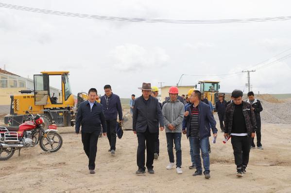 州政协副主席、县委书记拉科一行调研 重点项