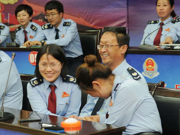 西宁税务部门以新党章 新宪法知识竞赛喜迎