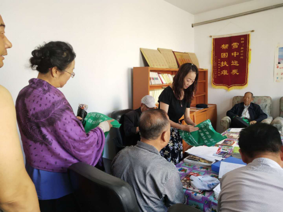 贵德县老干部局举办不使用一次性塑料制品--从