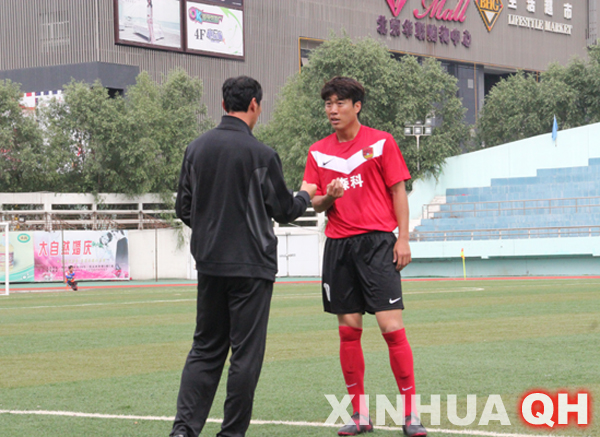 中乙联赛第13轮:青海森科队2:0战胜山东青年队