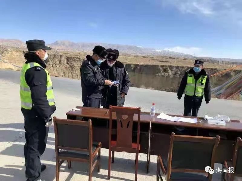 他叫乔扎西 身着警服2020-11-23 10:48:53