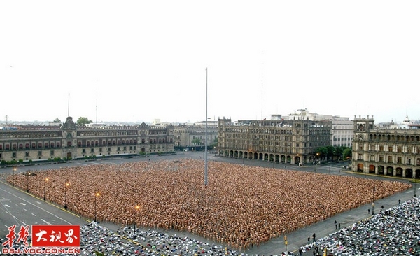 超级震撼!<em>人体</em>艺术摄影大师的赤裸世界