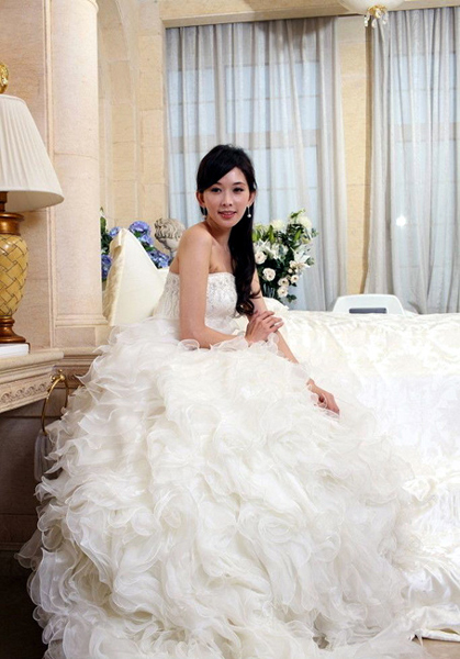 林志玲婚纱_林志玲婚纱照(2)