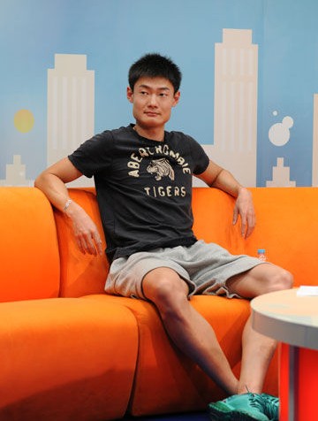 张培萌:无法达到刘翔高度 跟博尔特比我是小学