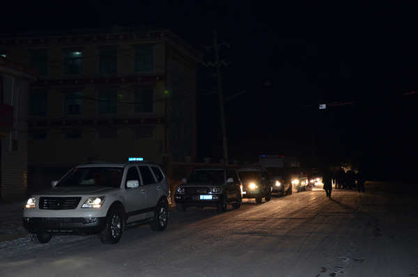 达日县开展维稳处突应急联合演练活动