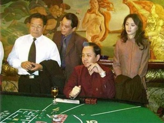 网友全方位揭密澳门赌场