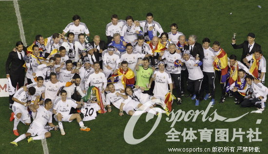 C罗缺阵贝尔绝杀 皇马力克巴萨夺得国王杯