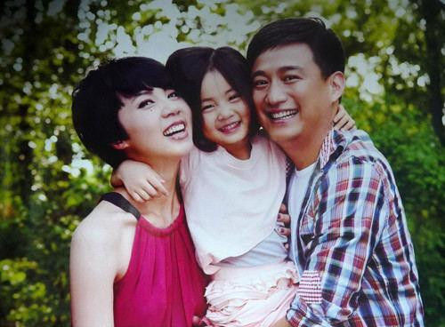 黄磊二胎生女儿不满足 自爆还准备生第三个