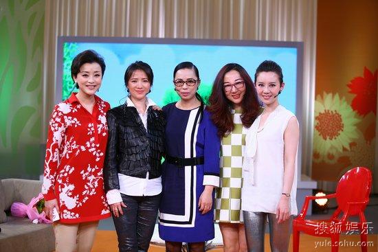 黄绮珊公开回应质疑 闺蜜曝其离婚后曾意欲自