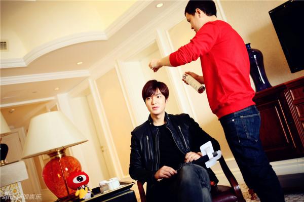 根本停不下来!看李敏镐72笑