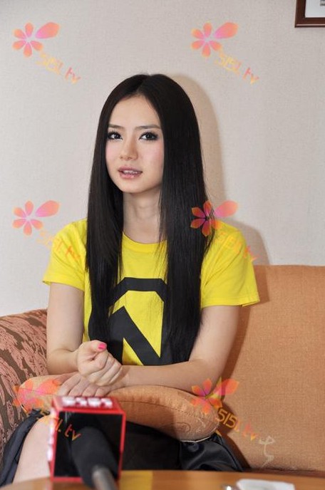 杨幂刘诗诗戚薇唐嫣 盘点四小花旦华丽七彩美