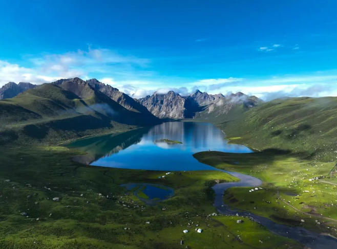 同属一座山，盛衰两重天！青海年保玉则生态旅游发展困境调查