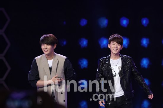 李准基<em>陈翔</em>湖南同台跨年 韩国排舞将连唱四首