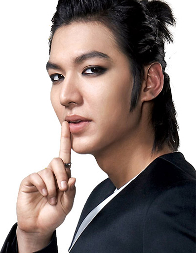 李敏镐张根硕金秀贤李钟硕 韩国男星烟熏妆PK