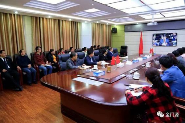 门源县干部群众积极收听收看省第十三次党代会