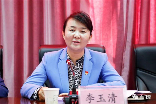 门源县举行2018年贫困大学生助学金发放仪式