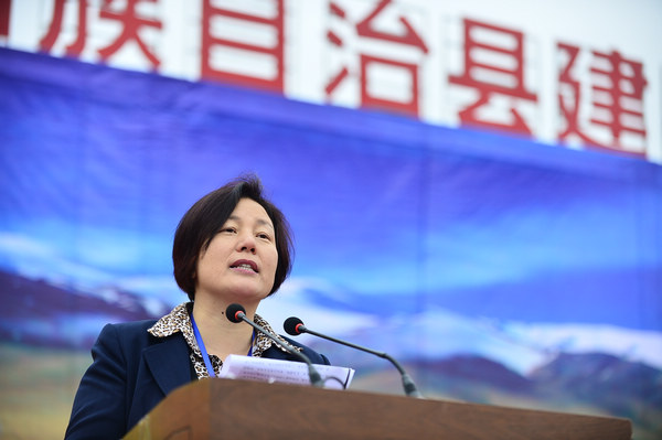 国家民委离退休干部局副局长牛晓峰讲话