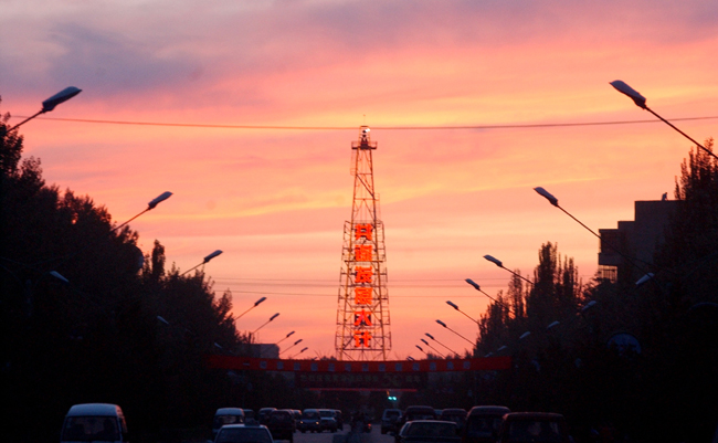 青海油田创业50年