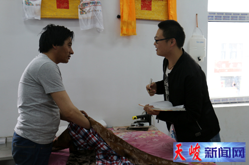 青海省新闻媒体采访团赴天峻县采访精准扶贫工作开展情况