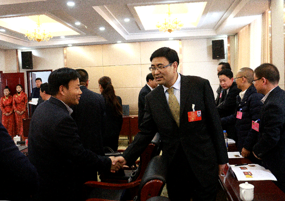 政协天峻县第十一届委员会第二次会议第三讨论