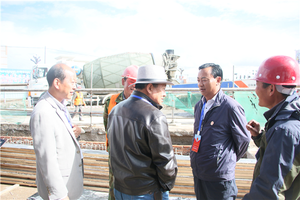 查组就我县贯彻实施《中华人民共和国劳动法》