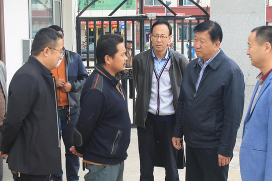 海西州教育局检查组一行到天峻县检查开学工作