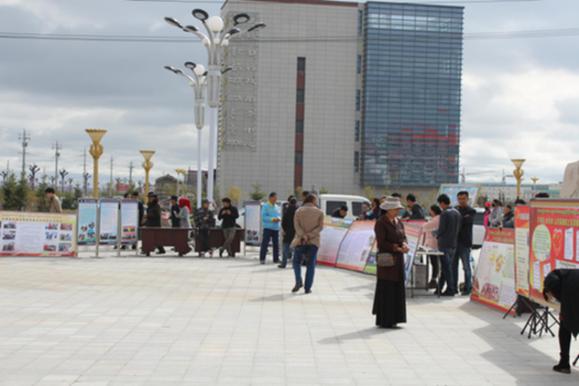 开展唱响民族团结进步主旋律,争创民族团结进