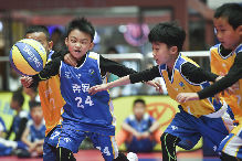 篮球——全国青少年篮球公开赛西宁赛区开赛