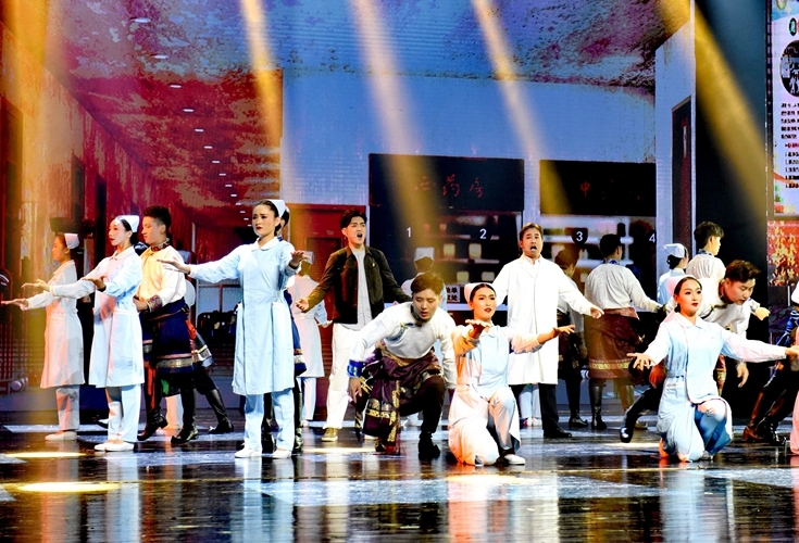 大型原创民族音乐剧《遇上你是我的缘》在青海大剧院上演