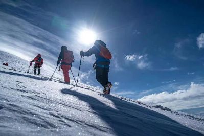 追光丨冰雪经济为高原乡村振兴“添翼”