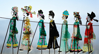 皮影剧团“皮”出新花样