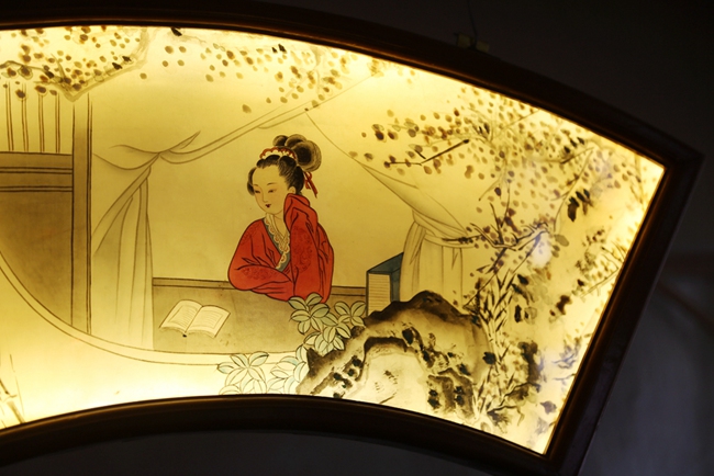 年味里的非遗丨一盏灯彩 结缘半生