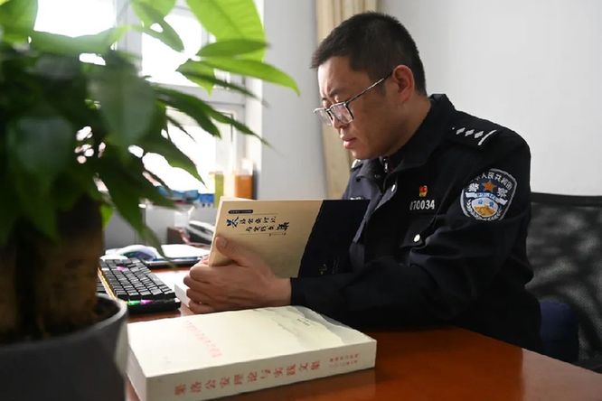 走进警营读书日丨丰富警营文化 营造书香警营（一）