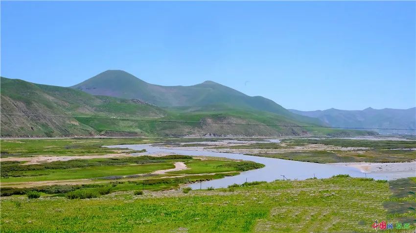 “秘境果洛”达日县：这里藏着一片“梦幻黄河谷地”