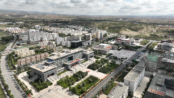 非凡十年的海南答卷