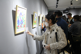 青海省图书馆举办“阅读繁华开·书香浸满怀”主题绘画展